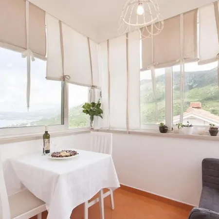 Micika - Studio With Loggia And Sea View